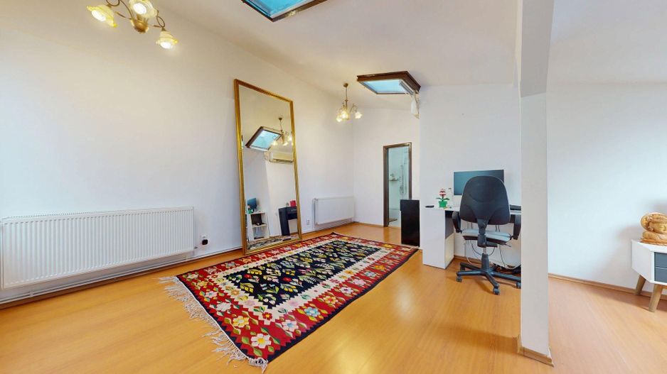 Casă cu șarm istoric lângă Cișmigiu – 6 camere, atrium natural, cramă - Poză 19