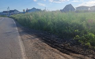 Teren intravilan 4000 mp în Vorovești, Miroslava – ideal investiție sau construcții case - Poză 6
