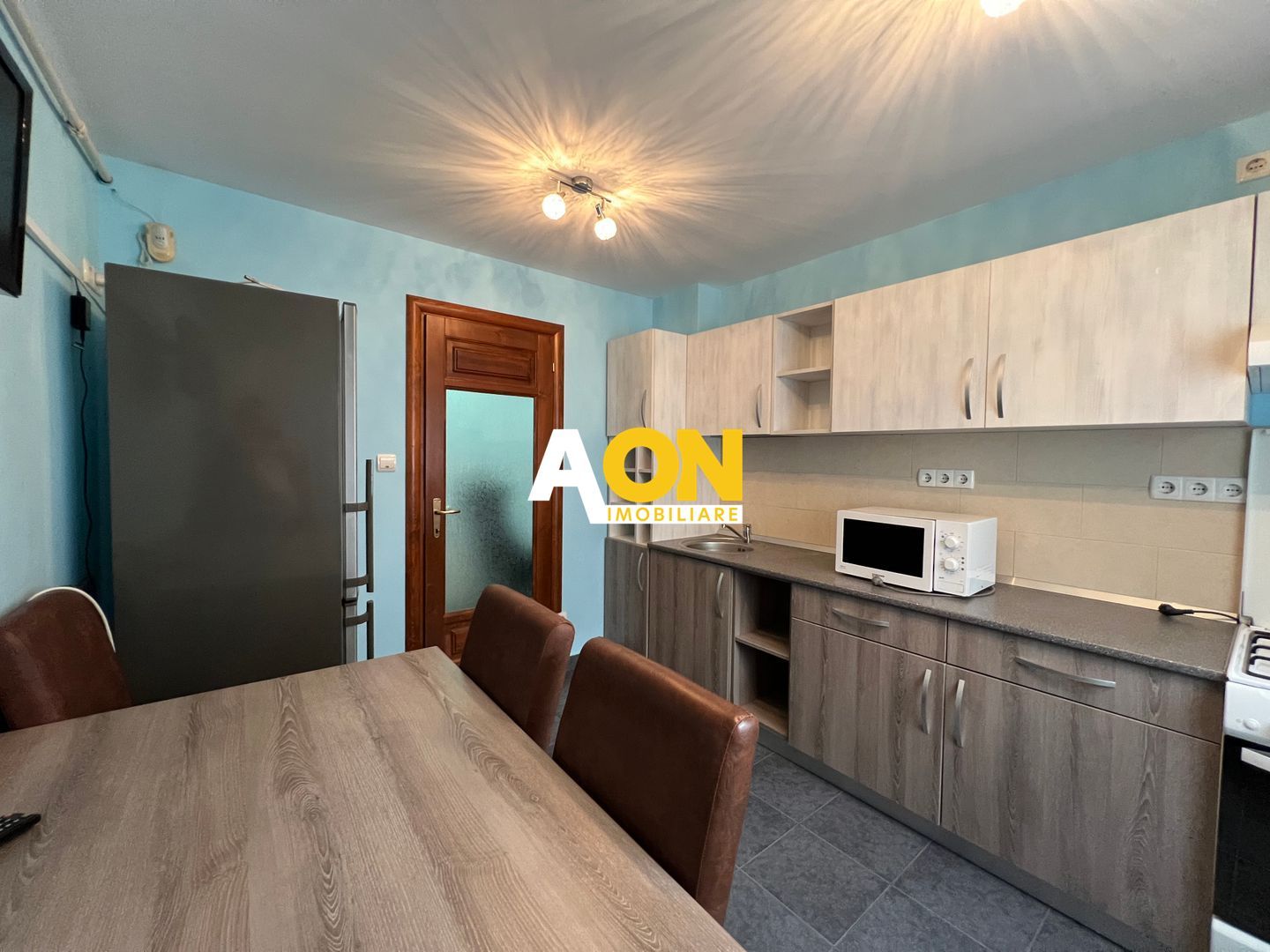 Apartament 3 camere, etaj 1, mobilat, utilat + boxa 8 mp, Ampoi 1 - Poză 10