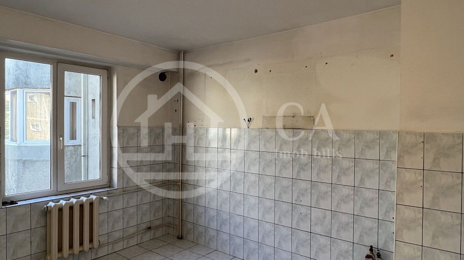 Apartament cu 4 camere de vanzare in Velenta Oradea - Poză 3