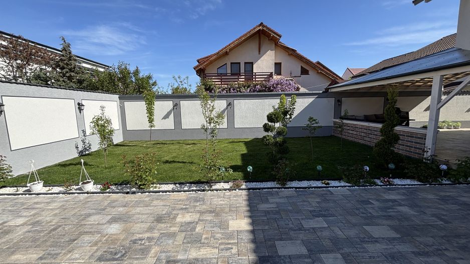 Casa INDIVIDUALA 6 camere, curte superba - zona Brana, Selimbar - Poză 41