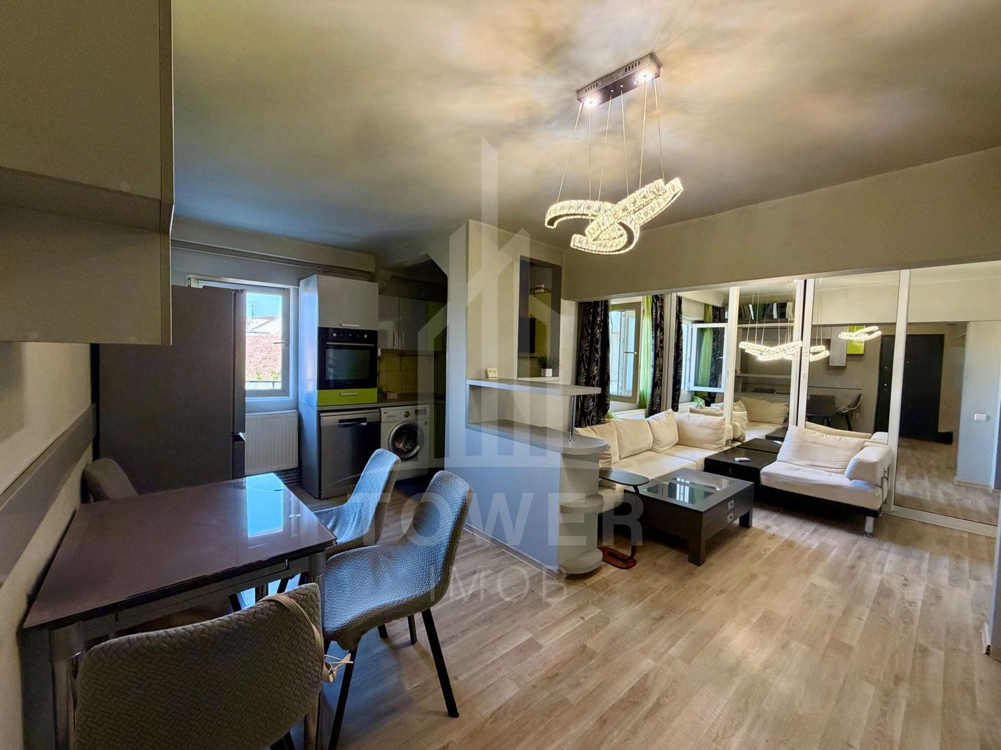 Apartament 3 camere-zona centrală - Poză 5