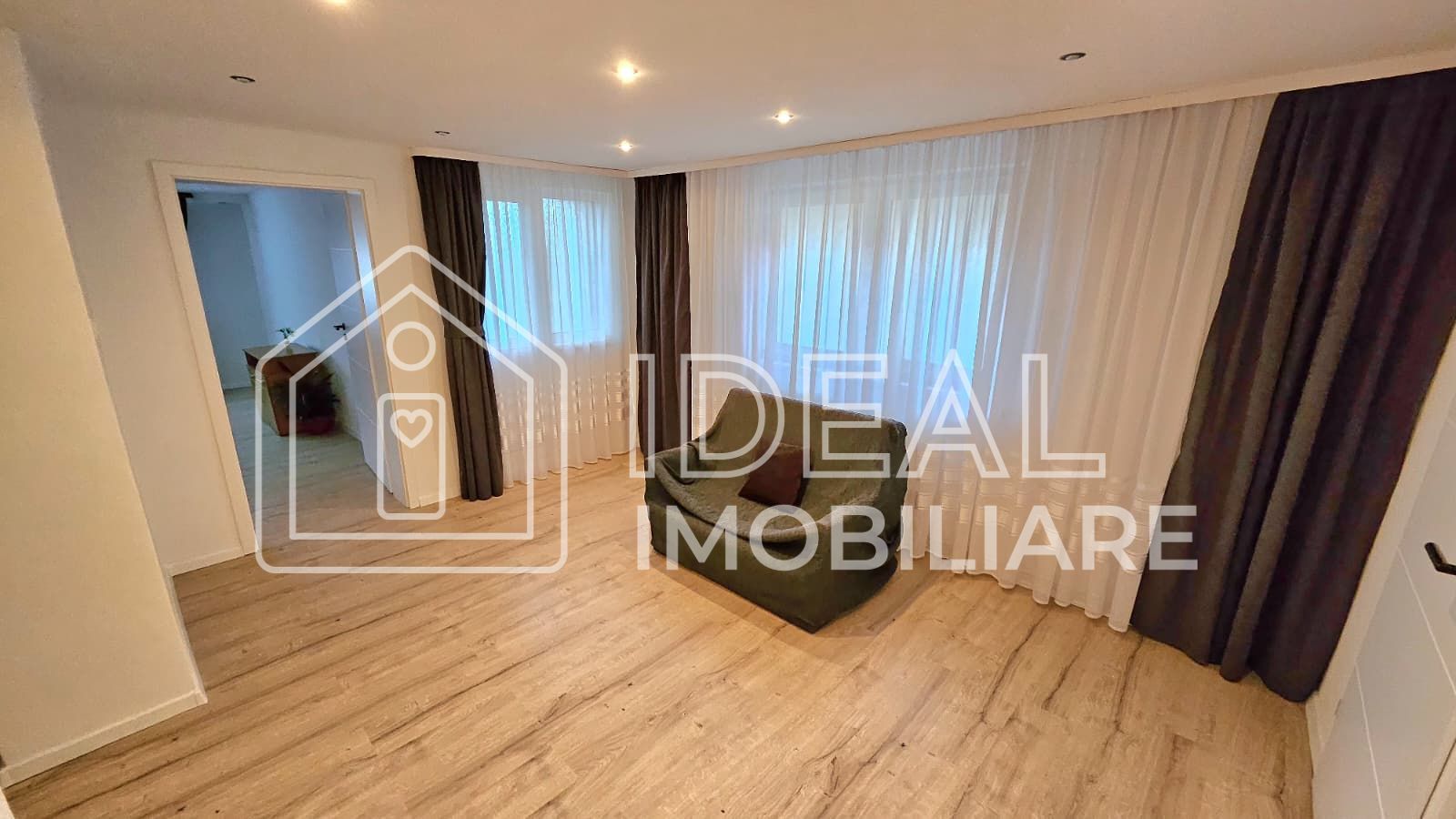 Casă individuala cu 5 camere garaj și pivnita in Turnisor - Poză 12