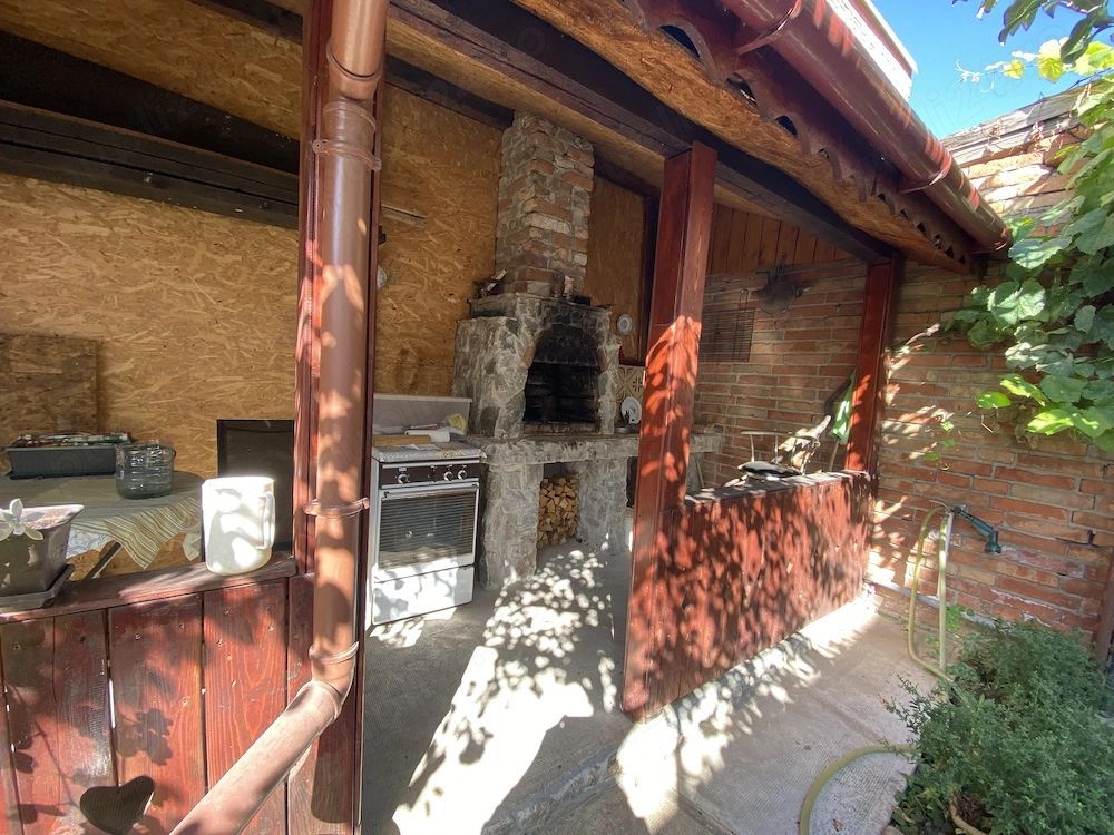 Casă cu etaj în CENTRUL municipiului Alba Iulia - Poză 1