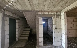 Casă P+1 la roșu, teren 2.600 mp – DN73, Mihaești - Poză 13