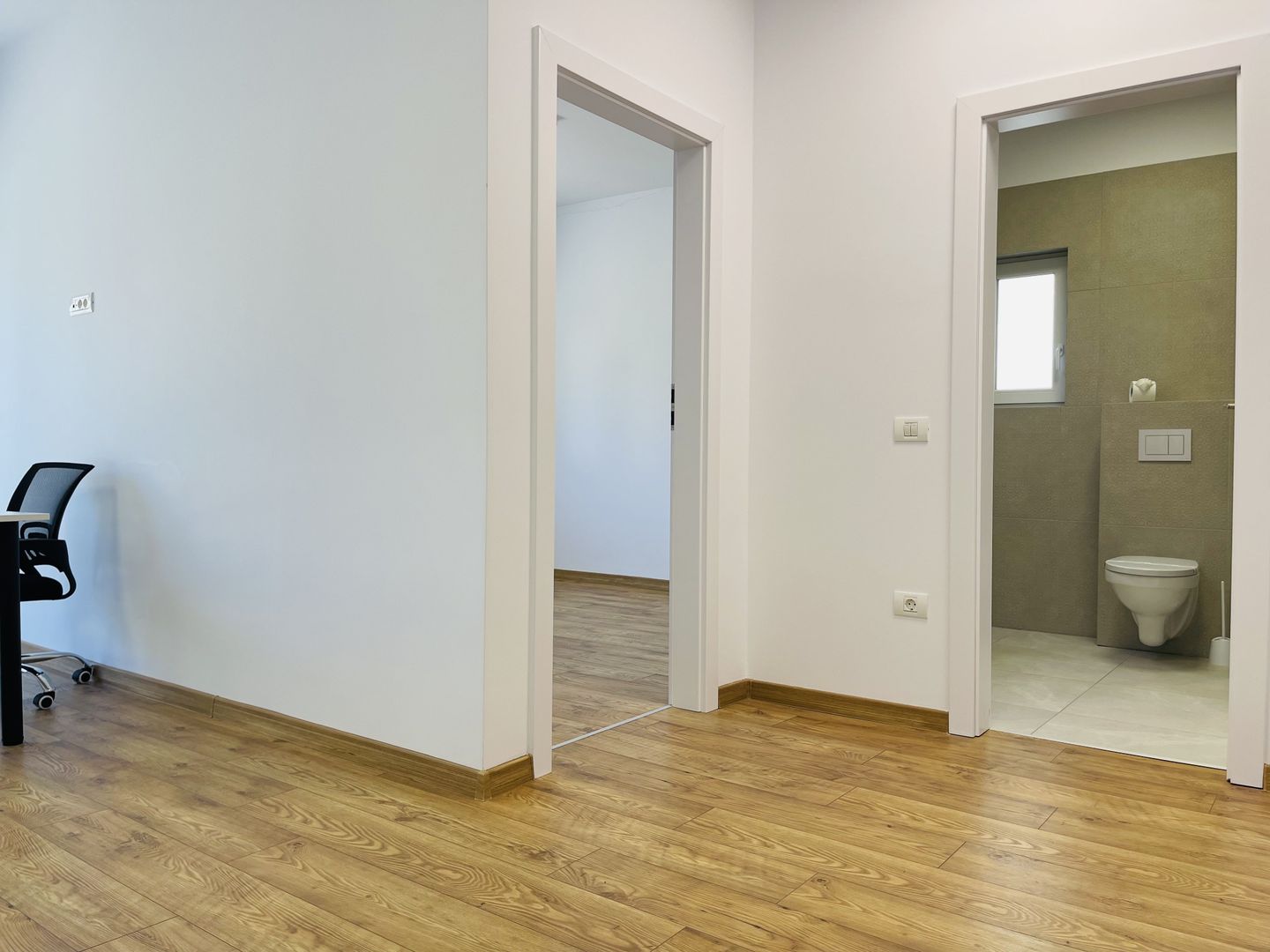 Spatiu comercial 3 incaperi, 55 mp | Curte proprie 50 mp | Parcare - Poză 7