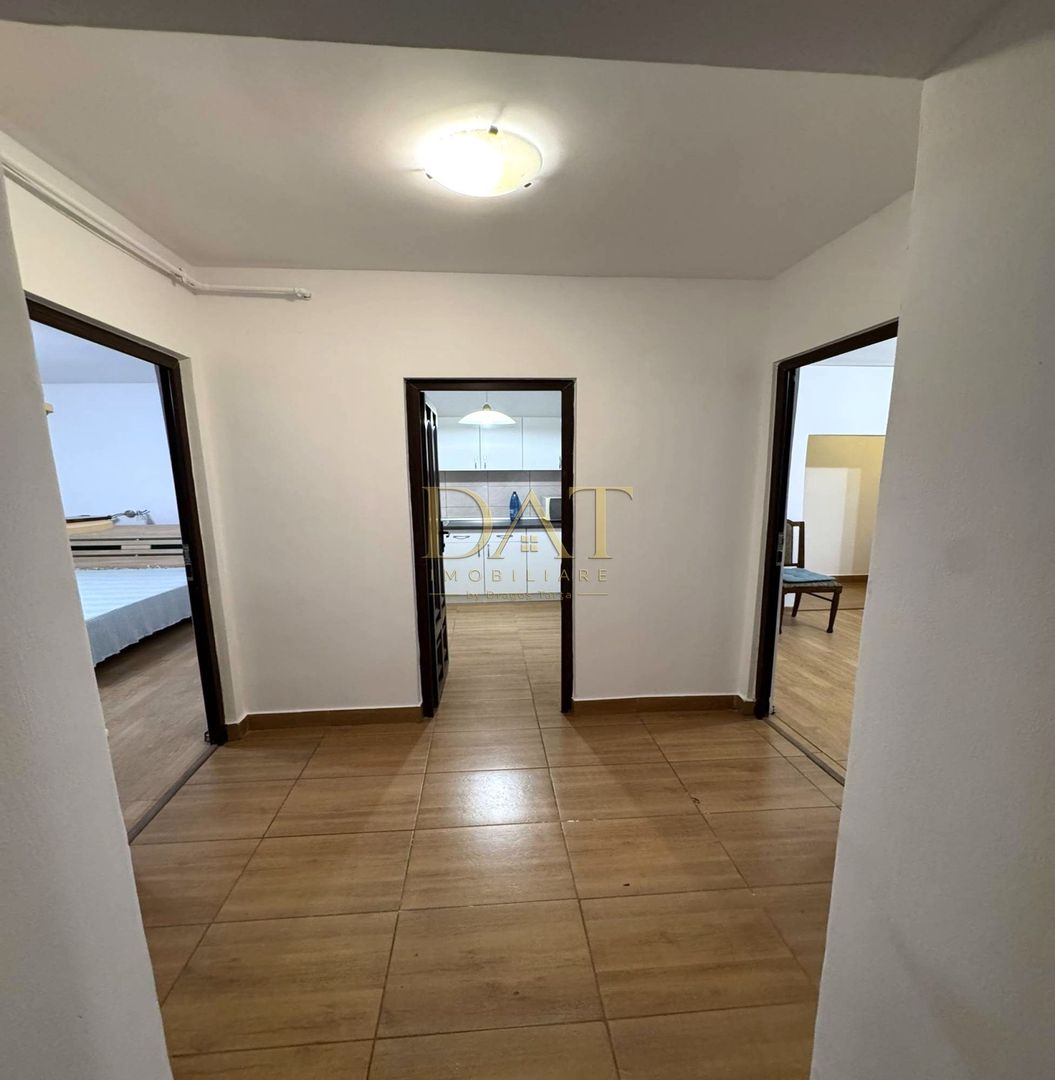 Apartament ultracentral | 2 camere | loc de parcare inclus - Poză 2