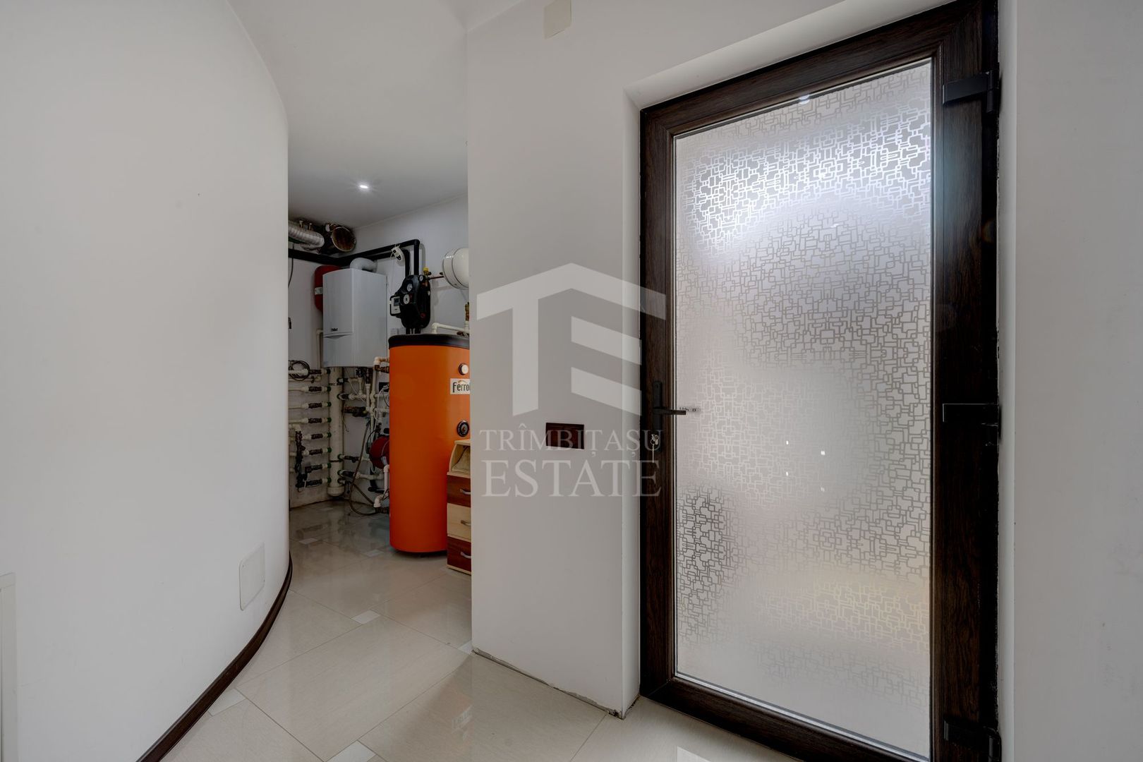 Vilă 342 mp cu piscină și 800 mp teren / 4 dormitoare / Pleașa - Poză 72