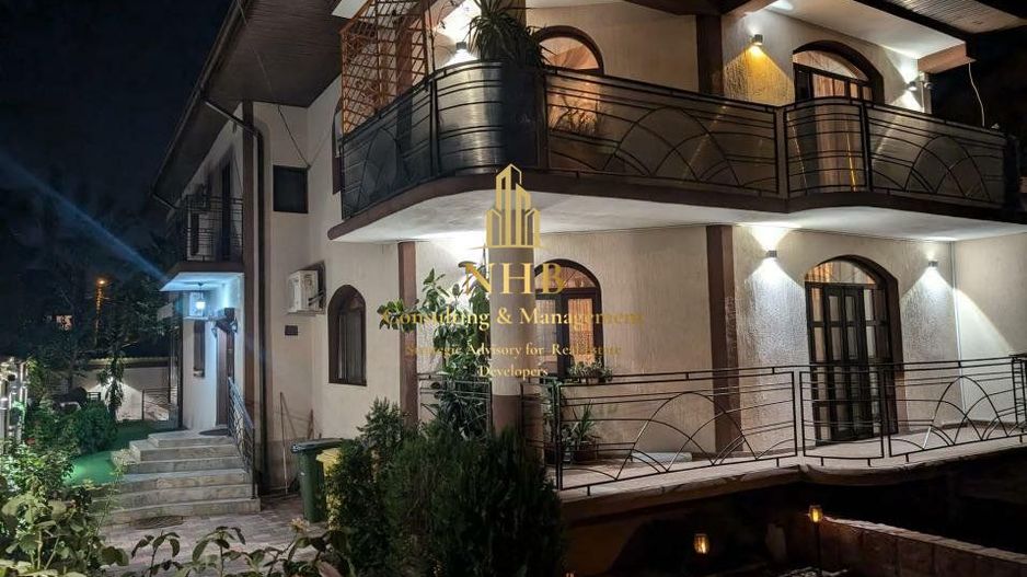 Vila de vanzare 5 camere+curte metrou Bazilescu. Ocazie unica! - Poză 1