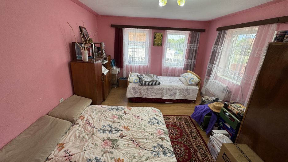 Casa individuala in Arpasu de Sus, teren mare, partial renovata - Poză 6