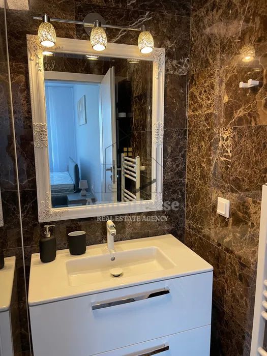 Apartament 3 camere finisat si mobilat cu vedere spre lac zona Iulius Mall - Poză 8