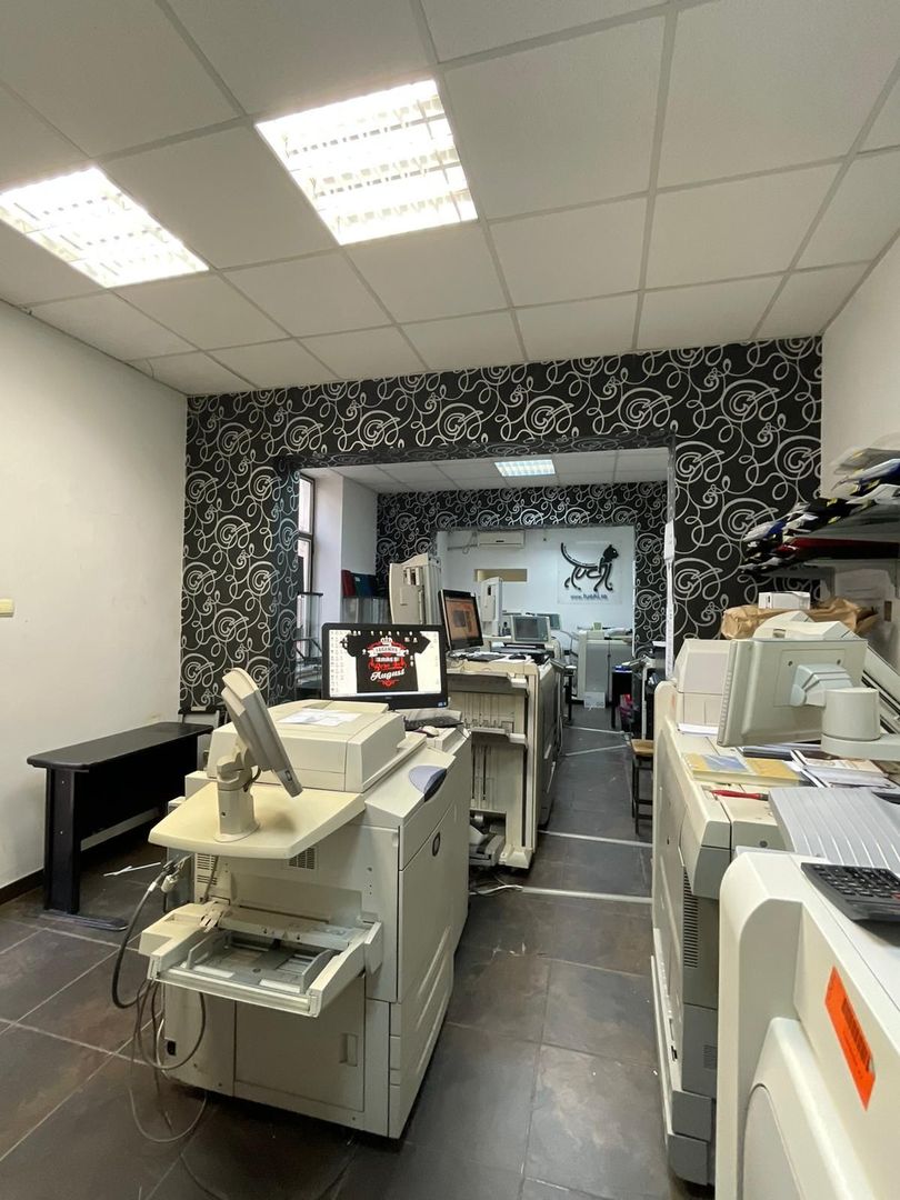 Vanzare Centru de copiere complet echipat, lângă facultatea Ase Romana - Poză 2