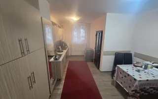 Casa de vanzare 2 apartamente separate garaj si curte zona piata Cluj - Poză 11