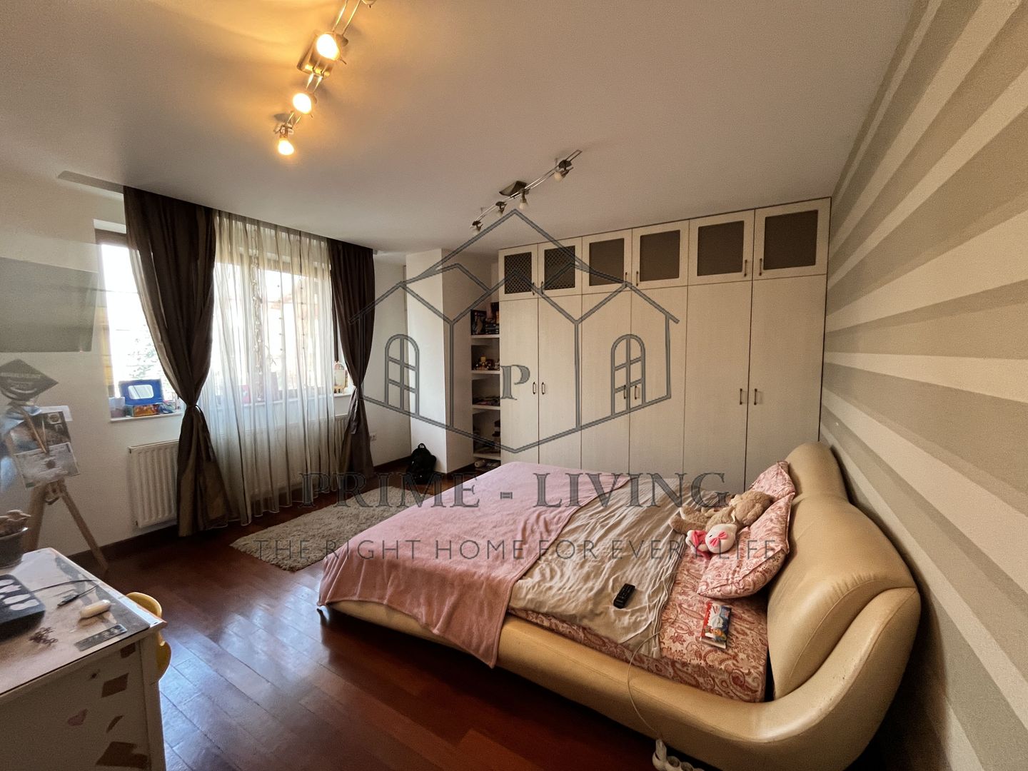 CASA SUPERBĂ LA VANZARE ÎN ZONA POPEȘTI-LEORDENI - Poză 4