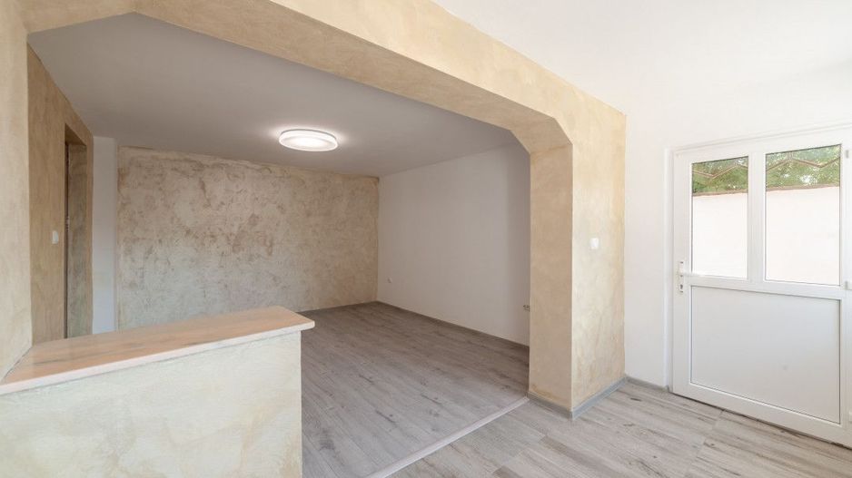 Casa Prelungirea Micsunele, Pitesti, Bascov - Poză 14