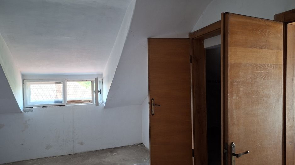 BRASADAS vinde casa individuala cu 7 camere in CENTRU. - Poză 4