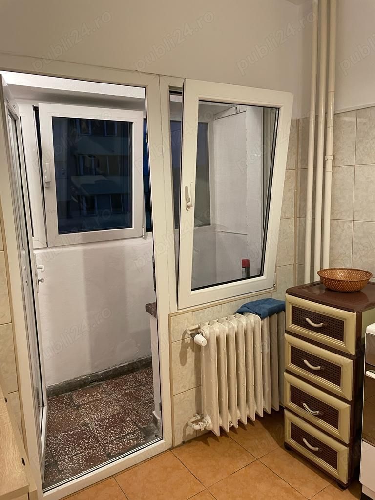 Vând Apartament cu 2 camere decomandat, 2 balcoane, etaj 4, Bucur Obor ✨ - Poză 4