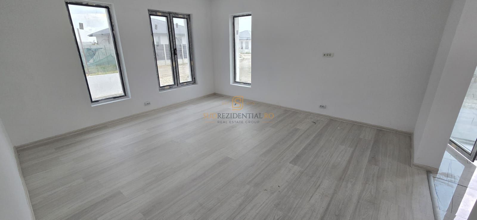 Casa individuala cu 3 camere si teren generos - Comuna Berceni, Ilfov - Poză 10