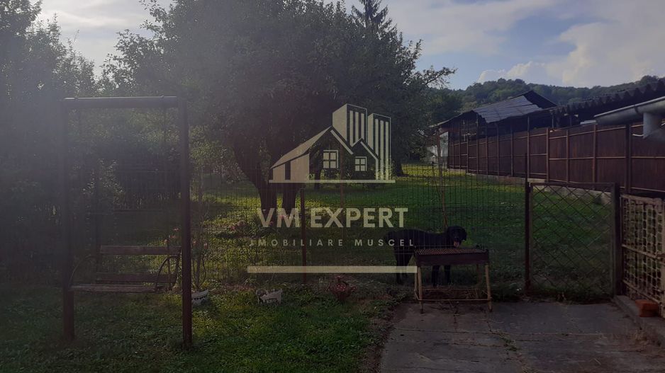 VILA 5 CAMERE, TEREN 700 MP, CAMPULUNG - Poză 2