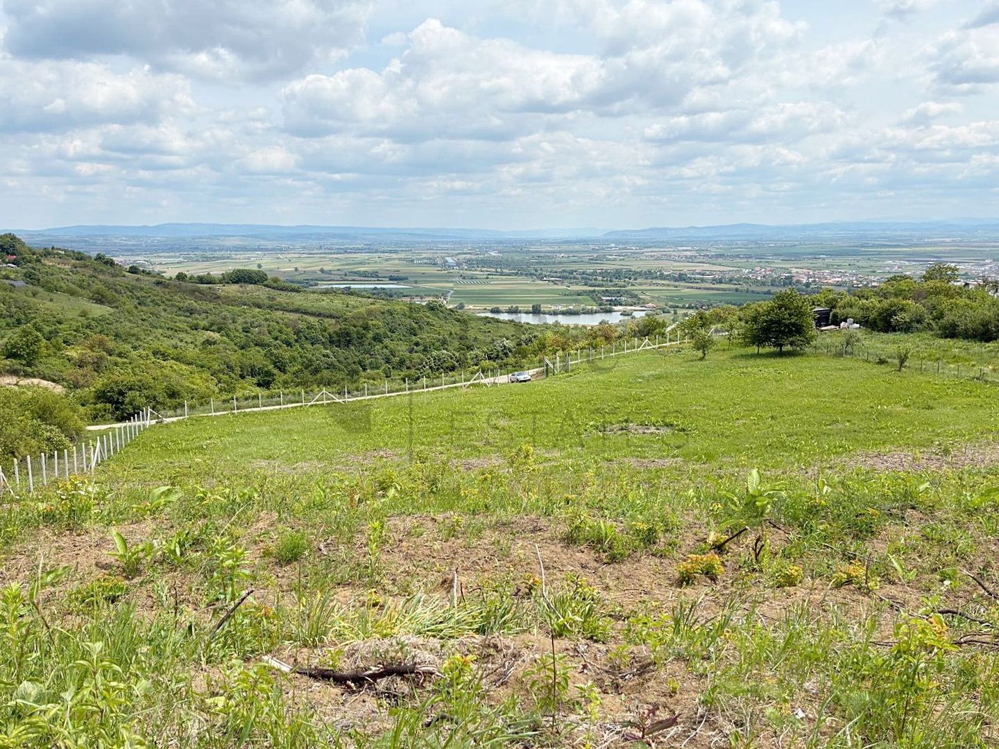 Teren 9461 mp cu panorama in Cartierul Podgoria din Oradea - Poză 8