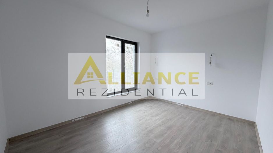 Casa Individuala - 3 camere - 1 baie - 250mp teren - Poză 3