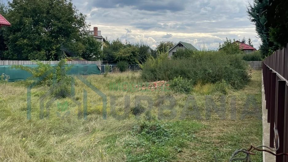 Teren intravilan de vânzare în Miroslava, Valea Adâncă, strada Cicoarei - Poză 2