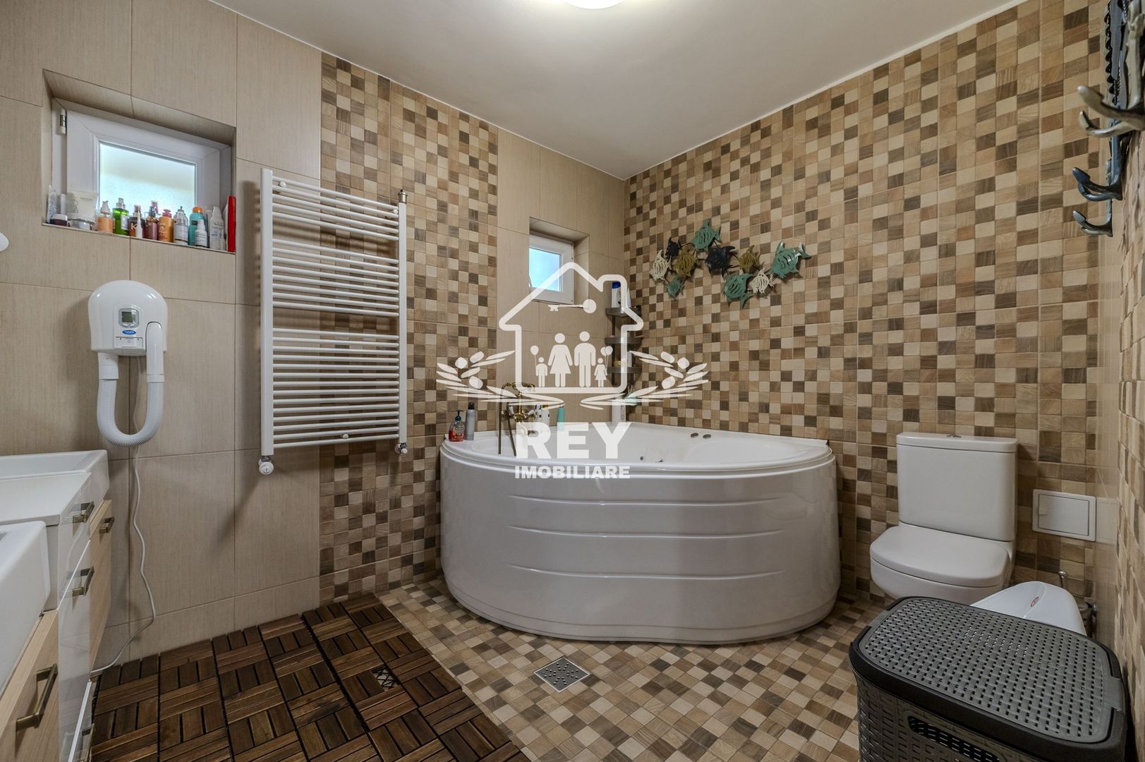 De Vânzare Vila Superba la liziera parcului Sub Arini - Poză 7