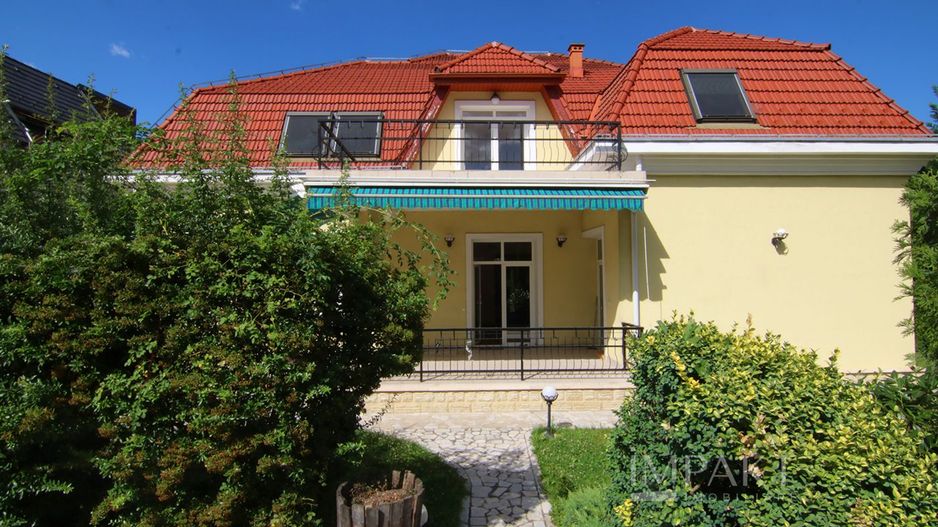 Casa individuala situata la 2 minute de Parcul Engels ! - Poză 25