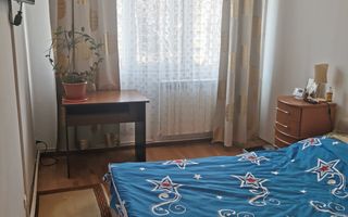 Proprietar , vand apartament , 4 camere cu centrala termica , boxa si loc parcare adp - Poză 10