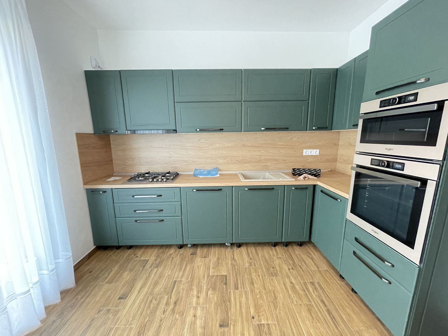 CASA PE PARTER IN ZONA MEHALA - Poză 14