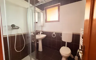 Casă spațioasă de închiriat | 4 dormitoare | Sânmartin - Poză 36