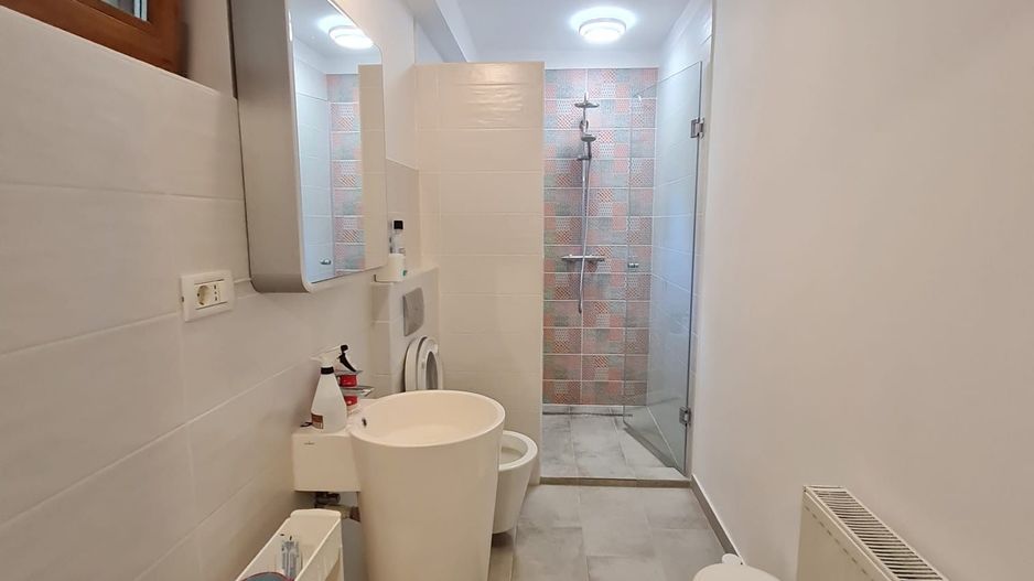 Casa solida în zona Bogdanestilor pretabilă birouri - Poză 43