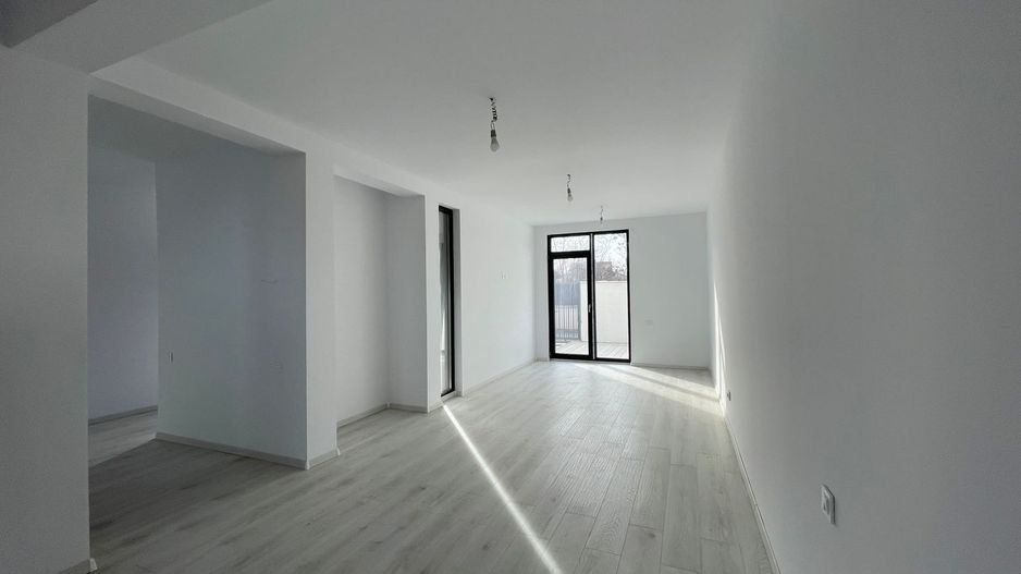 Vila 5 camere | Zona linistita | Pipera - Poză 1