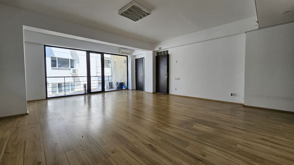 Vila P+3, 350mp utili + 100mp curte, 10min Metrou Piata Victoriei - Poză 9