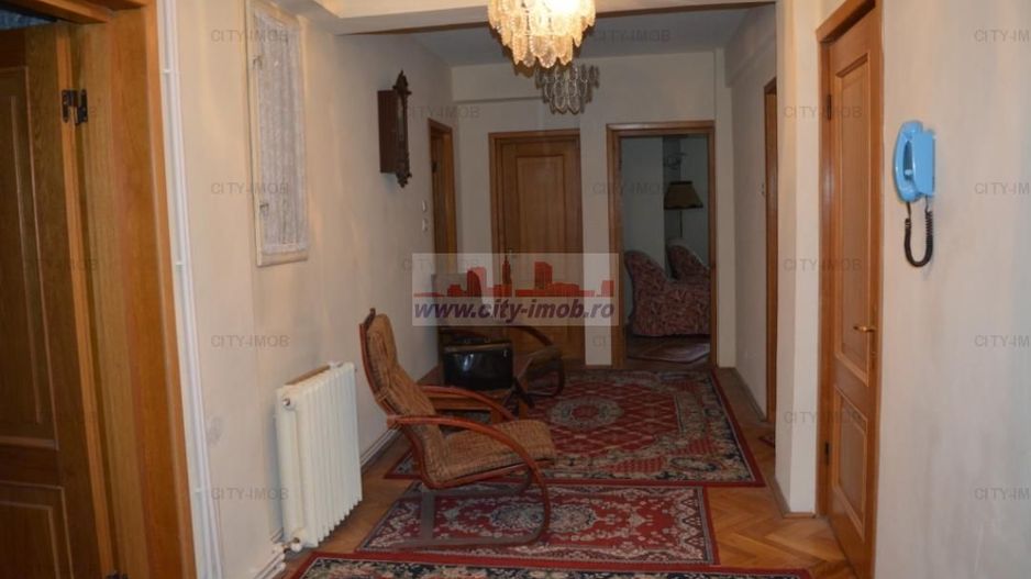 Vanzare 2 apartamente  in   VILA Drumul Sarii P + 2 - Poză 5