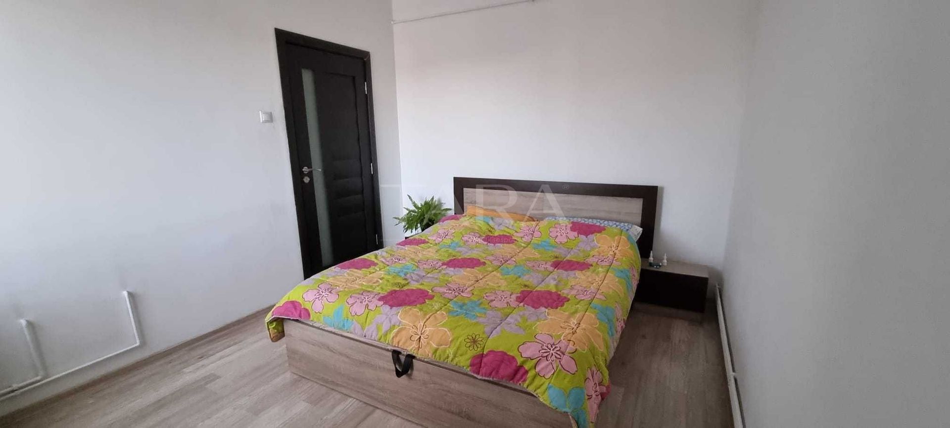 Apartament cu 2 camere de vânzare în Grigorescu. - Poză 3