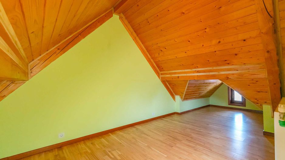 Apartament cu două dormitoare în Predeal, aproape de Pârtia Clăbucet - Poză 13