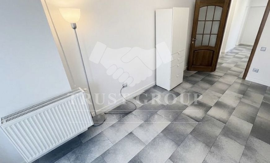 Apartament 3 camere Victoriei | Centrala proprie | Imobil 1979 - Poză 11
