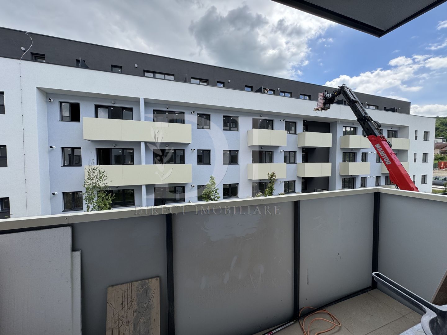 Apartament la cheie / etaj intermediar / Zona Terra - Poză 13