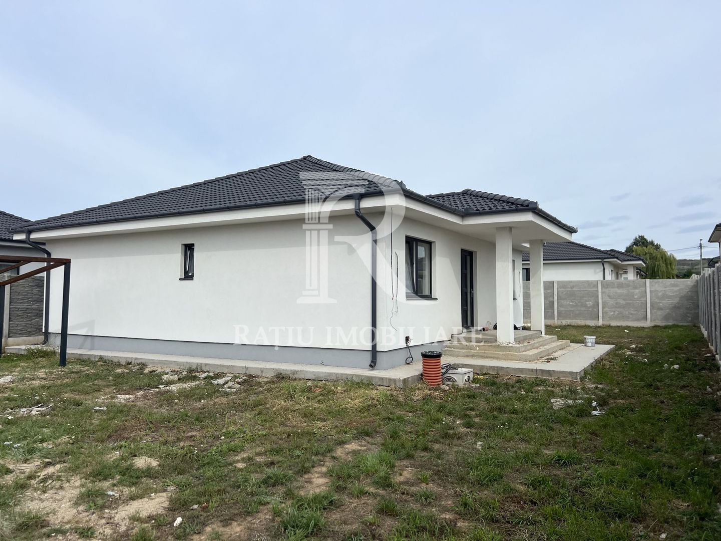 Casă cu 4 camere semifinisată de vânzare | Oncea | Oradea - Poză 2