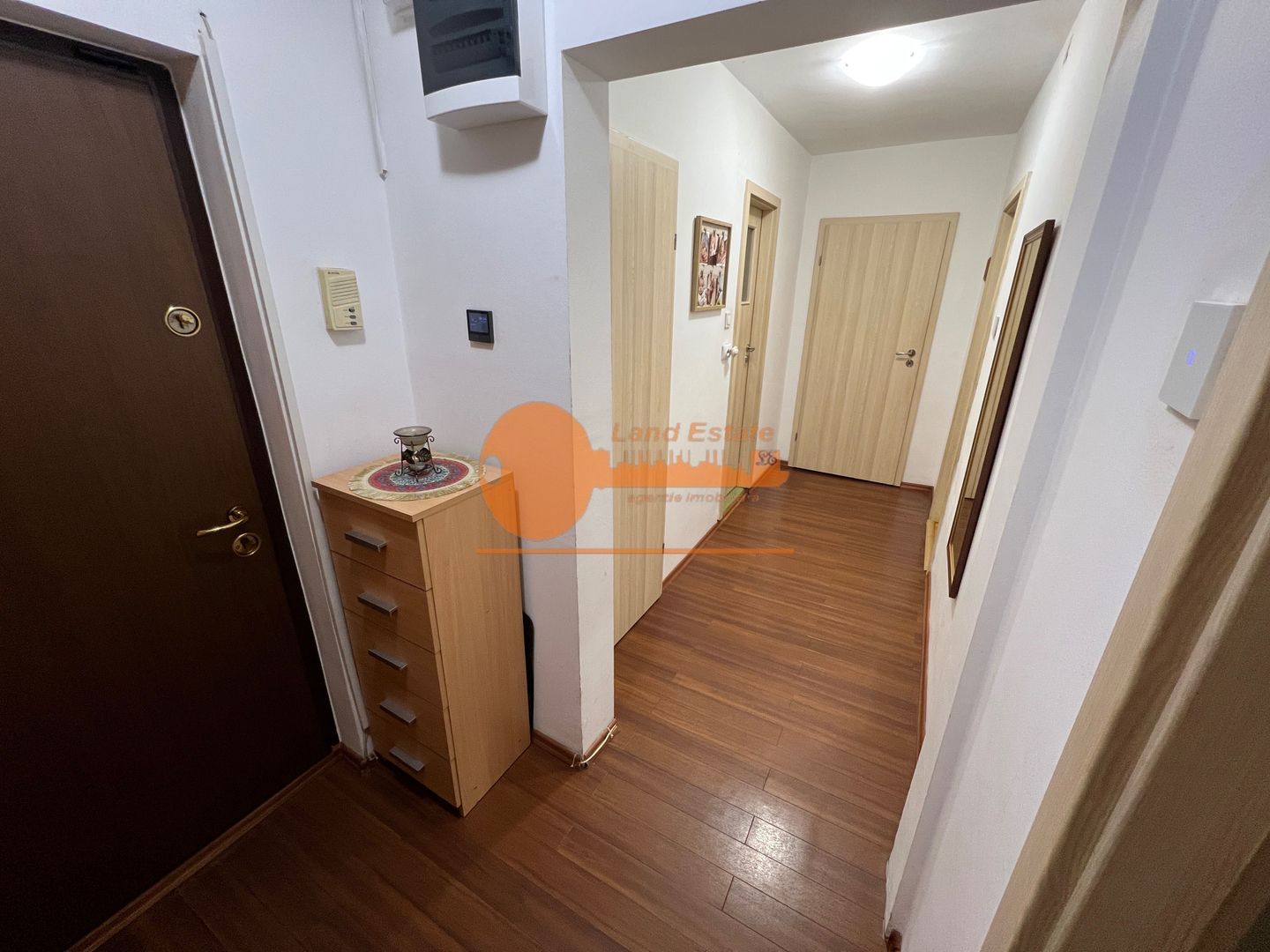 2 camere Dristor ( 150 m pana la metrou/ bloc 1982 ) - Poză 2