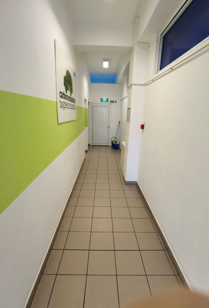 Spatii birouri/servicii - Poză 47