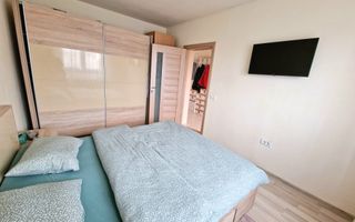 Casa individuala impartita in 2 apartamente | Ianova - Poză 6