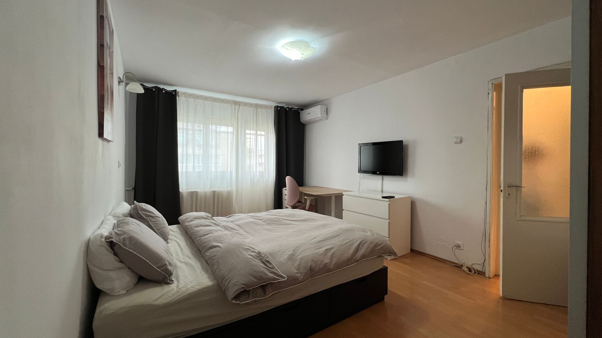 Garsoniera in bloc mixt, an 1980 zona Lujerului, Militari - Poză 3