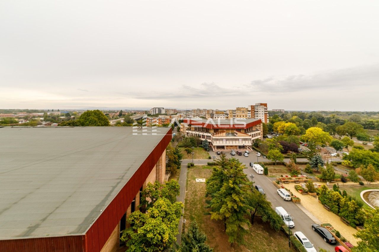 VÂNDUT!!! Apartament spațios cu 3 camere, zona Polivalentă - Poză 10