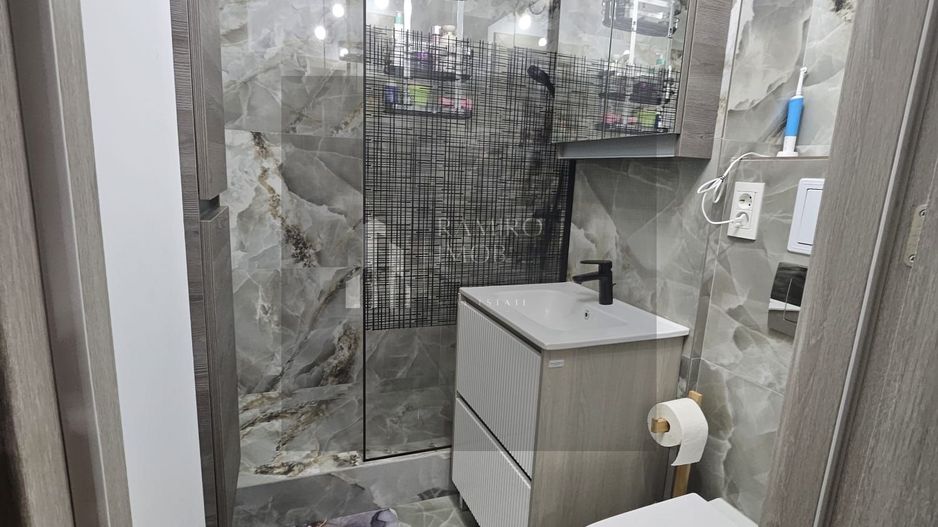 Apartament  3 camere 70 MP/ Sector 3/ METROU 1 DECEMBRIE 1918 - Poză 12