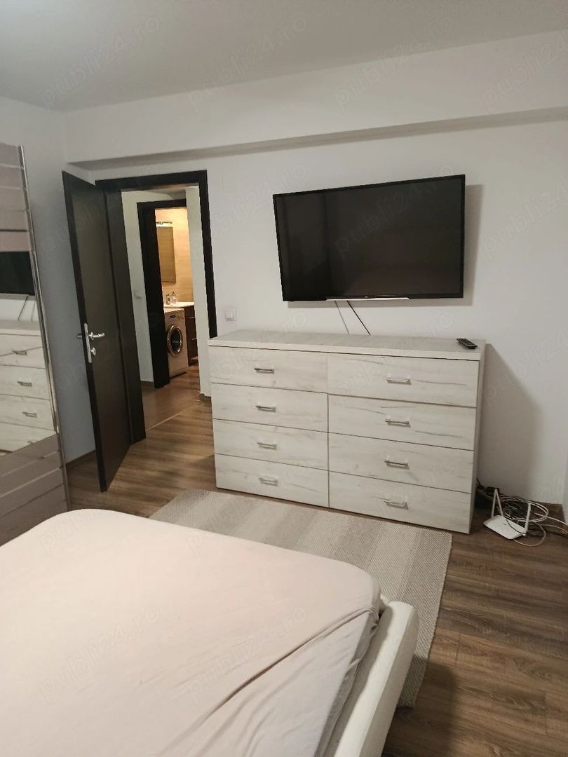 Apartament 2 decomandate- zona Rocada - Poză 3