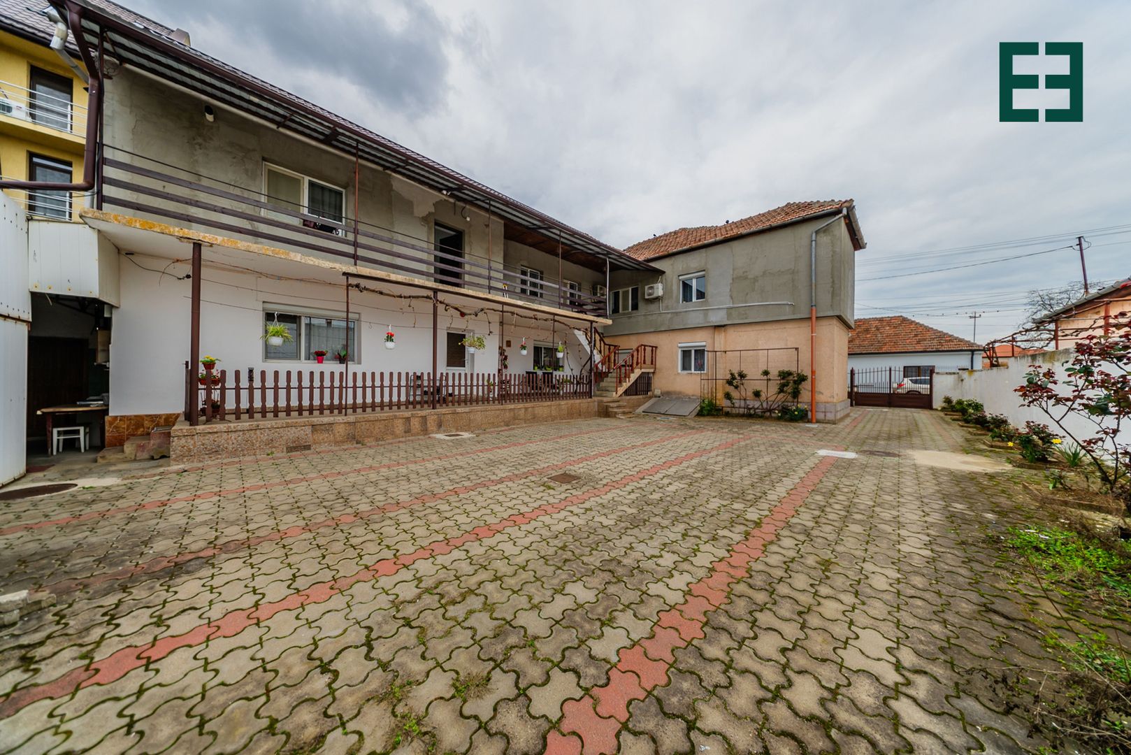 Apartament la casă în cartierul Tabacovici Aradul Nou - Poză 15