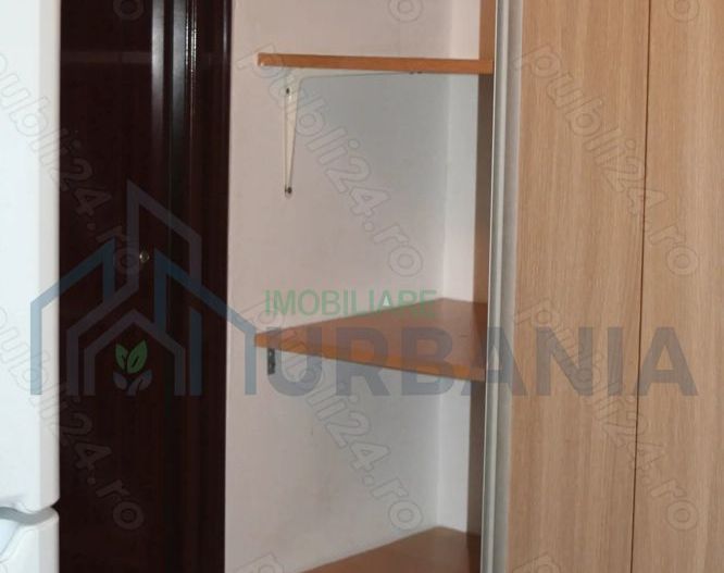 Inchiriez garsoniera in zona Kaufland Nicolina blocul INITA - Poză 5