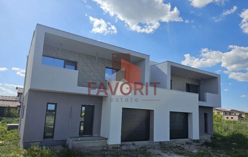 Duplex | Parter + Etaj | Toate utilitatile | Curte generoasa | Garaj | - Poză 3